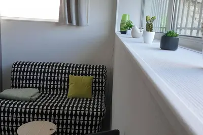 Coin salon dans l'établissement Studio proche du centre-ville