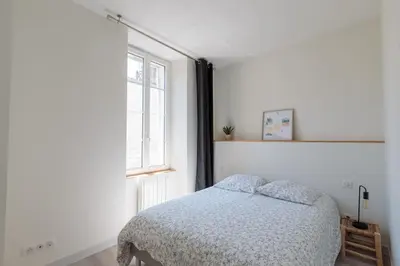 Un ou plusieurs lits dans un hébergement de l'établissement Le Gambetta - La Rochelle centre 3 *