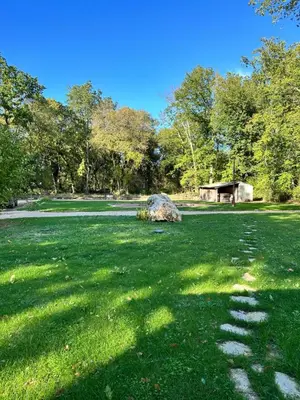 Jardin de l'établissement Au cœur du vignoble cognaçais