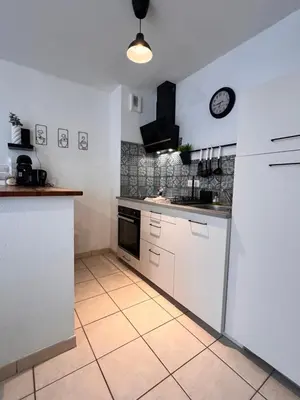 Cuisine ou kitchenette dans l'établissement Le bohème Chauraisien