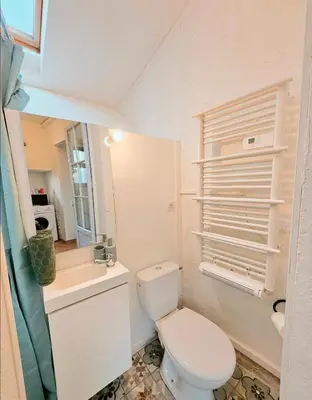Salle de bains dans l'établissement Studio paisible proche centre