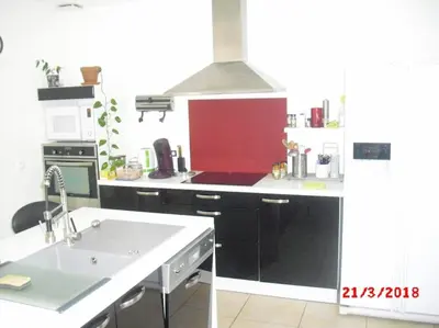 Cuisine ou kitchenette dans l'établissement Neuville de Poitou, maison avec vue