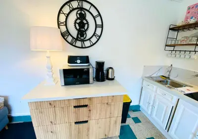 Cuisine ou kitchenette dans l'établissement Le Bellevue #2 - 5 personnes - Futuroscope -La Conciergerie