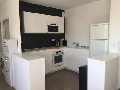 Cuisine ou kitchenette dans l'établissement Cassini333 LA ROCHELLE CENTRE