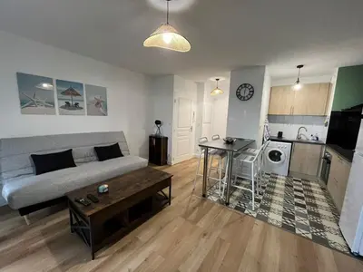 Cuisine ou kitchenette dans l'établissement Appartement cosy au calme avec jardin et parking