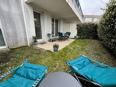 Jardin de l'établissement Appartement cosy au calme avec jardin et parking