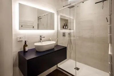 Salle de bains dans l'établissement Appartement entier avec place de parking