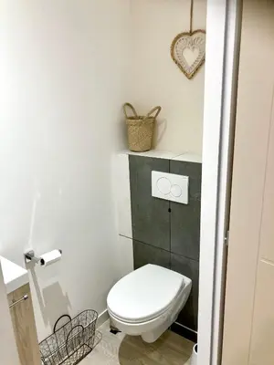 Salle de bains dans l'établissement Beau T3 lumineux : La Couronne