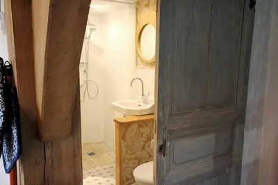Salle de bains dans l'établissement Gîte La Vigne Verte
