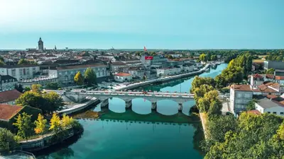 Vue sur la rivière ou le fleuve situé(e) à proximité de l'appartement
