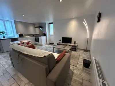 Télévision ou salle de divertissement dans l'établissement Studio