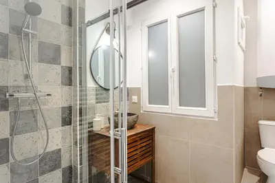 Salle de bains dans l'établissement Cosy appart proche du marché