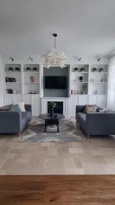 Coin salon dans l'établissement Appartement neuf avec garage + fibre