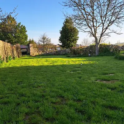 Jardin de l'établissement Au Pas de Velours