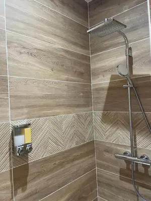 Salle de bains dans l'établissement Magnifique T4 hypercentre Rochefort, arrivée autonome