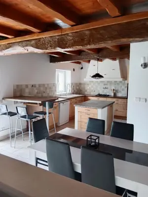 Cuisine ou kitchenette dans l'établissement La grange pyratelle