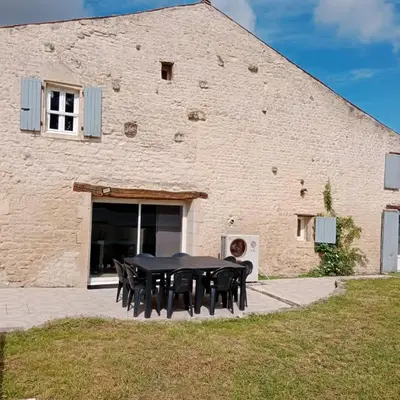 La grange pyratelle