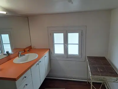 Plan de l'établissement Duplex vue dégagée sur le vieux Saintes