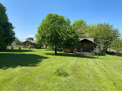 Jardin de l'établissement LODGE Champêtre Glamping