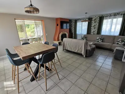 Coin salon dans l'établissement Gîte Natura Bella