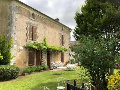 Jardin de l'établissement Pêches de Vignes