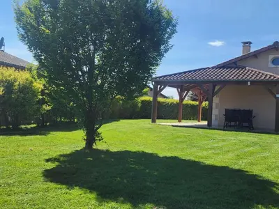 Jardin de l'établissement Villa in Les Forges with Golf and Pool
