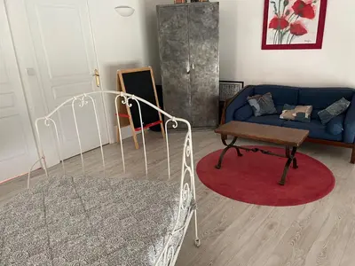 Coin salon dans l'établissement Charentaise contemporaine