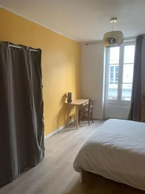 Un ou plusieurs lits dans un hébergement de l'établissement Maison Frères Prêcheurs