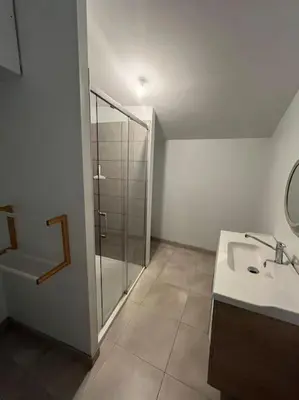 Salle de bains dans l'établissement La grange à Rosy