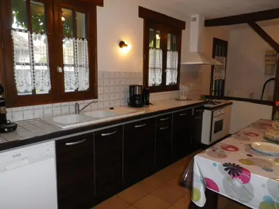 Cuisine ou kitchenette dans l'établissement Marais poitevin, Gîte D'andréa