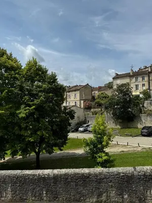 Plan de l'établissement G2 Appartement Familial lumineux RDC centre Angouleme