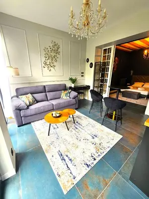 Coin salon dans l'établissement G7 Loft SPA & Terrasse centre Angouleme