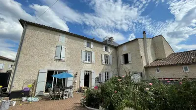 Bâtiment de le séjour chez l'habitant