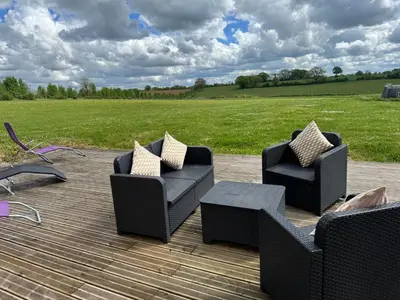 Jardin de l'établissement Comfortable countryside gite access to jacuzzi