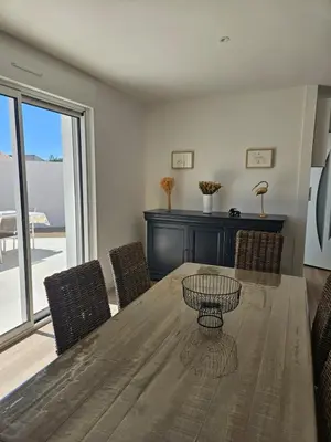 Un ou plusieurs lits dans un hébergement de l'établissement MAISON de Vacances Entière à 10 mn de La Rochelle