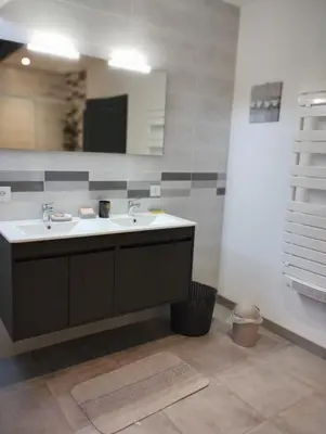 Cuisine ou kitchenette dans l'établissement Chambres chez l'habitant proche sortie A10