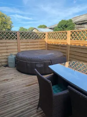 Coin salon dans l'établissement Gîte le temps de vivre