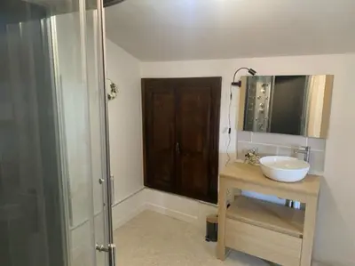Salle de bains dans l'établissement Gîte le temps de vivre