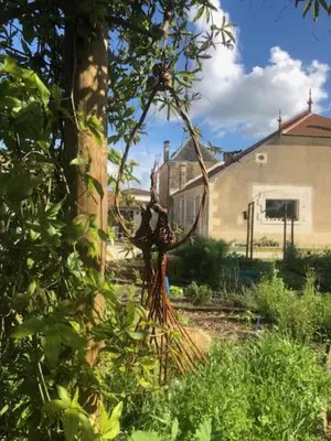 Jardin de l'établissement La Grange de la Brousse