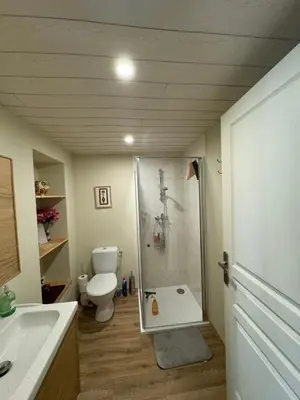 Salle de bains dans l'établissement Tracie's