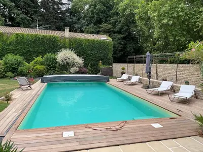 Piscine de l'établissement Gîte de la Villa André ou située à proximité
