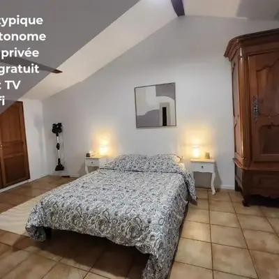 Petite maison atypique à 20min du Futuroscope