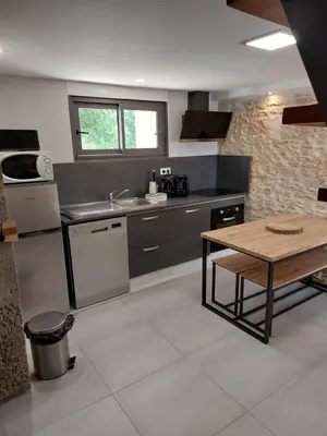 Cuisine ou kitchenette dans l'établissement Gîte Ô Pallinois Proche Futuroscope de Poitiers