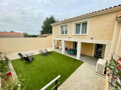 Jardin de l'établissement Gîte Ô Pallinois Proche Futuroscope de Poitiers