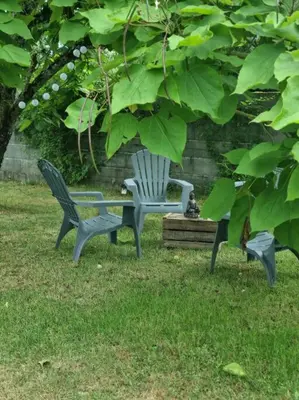 Jardin de l'établissement Gite Mani et Princesse à partir de 2 à 6 personnes
