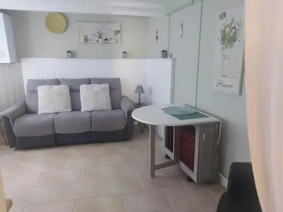 Coin salon dans l'établissement 2Bed House Sleeps 4 - Parking Views 3min to Town