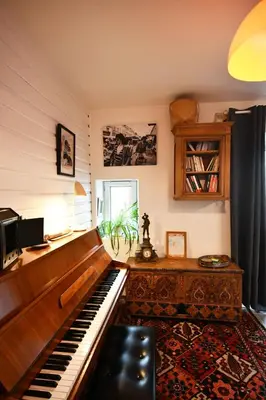 Coin salon dans l'établissement la petite maison pour deux