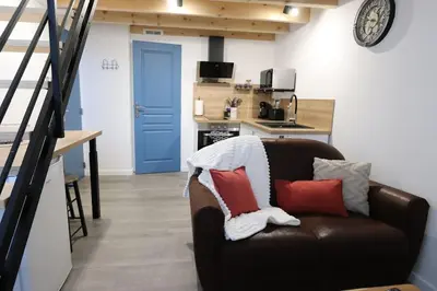Cuisine ou kitchenette dans l'établissement L'appartement du 71 C