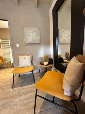 Coin salon dans l'établissement 