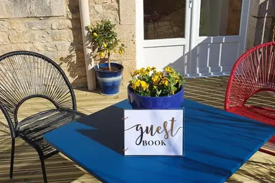 Terrasse ou espace extérieur de l'établissement Esprit Charentais - The Bothy